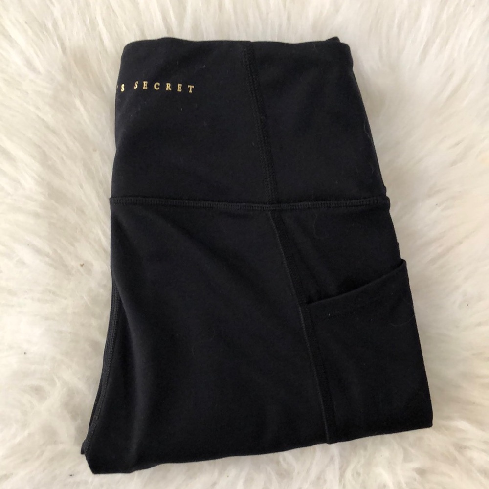 Victoria’s Secret women’s sz small black leggings with side pockets